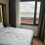 Otel Lokka Ortakoy 3*