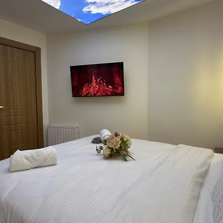 Lokka Ortakoy Istanbul