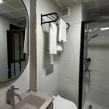 Otel Lokka Ortakoy