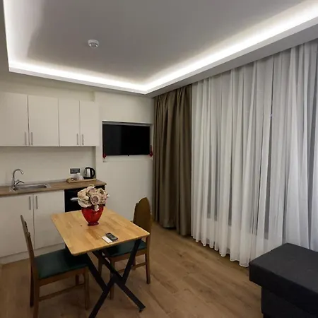 Hotel Lokka Ortakoy 3*