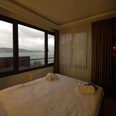Hotel Lokka Ortakoy 3*